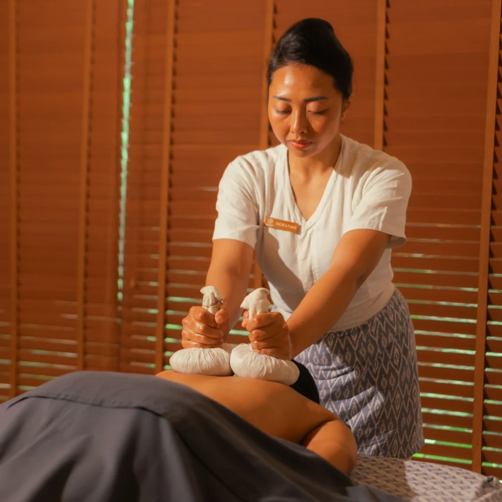 Balinese Massage Family 10 Persons